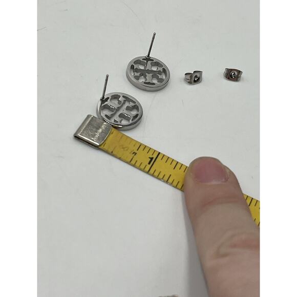 TORY BURCH Designer Silver Miller Round Circle Cut Out "T" Logo Stud Earrings - Picture 11 of 12